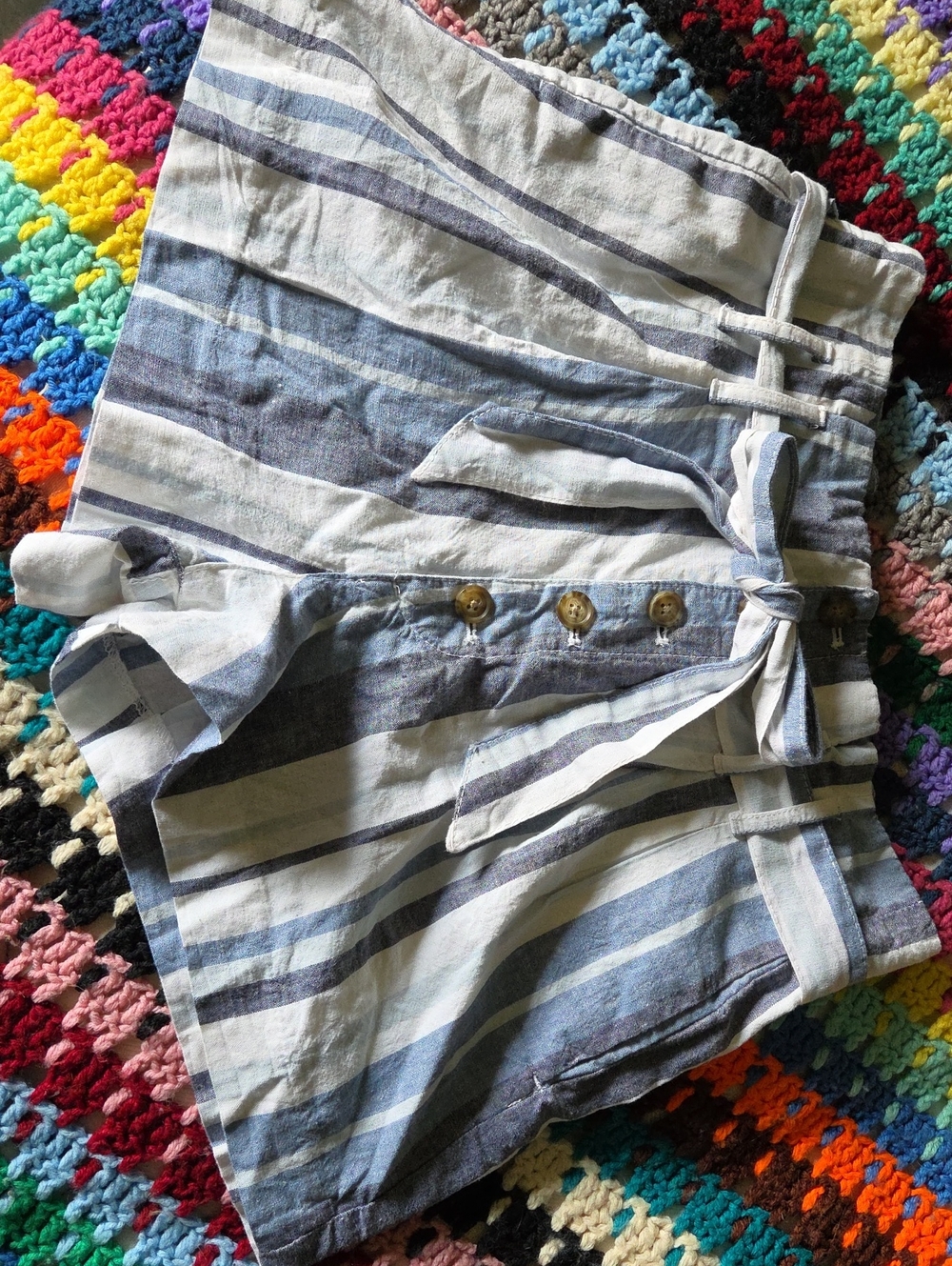 Abercrombie & Fitch Linen Blend Paperbag Stripped Shorts. Size M. NWT.